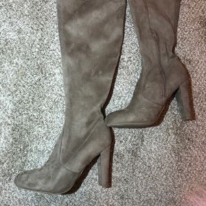 Over the knee high heal boots